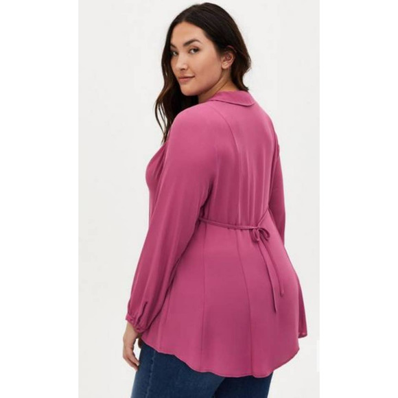 Torrid 3 Women 3x 24W Red Violet (Mauve) Harper Georgette Blouse - Picture 3 of 8